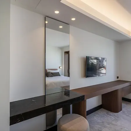 L'avventura Hotell